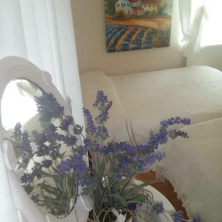Bed and Breakfast Lunartista Varazze