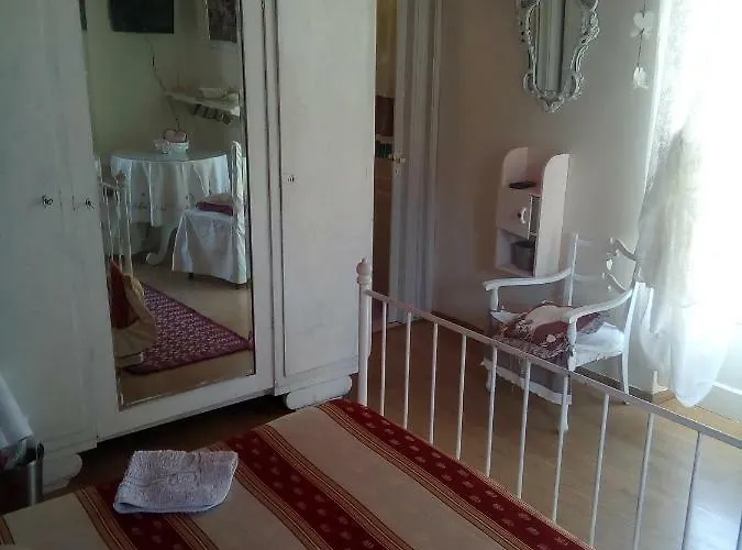 Bed and Breakfast Lunartista Varazze