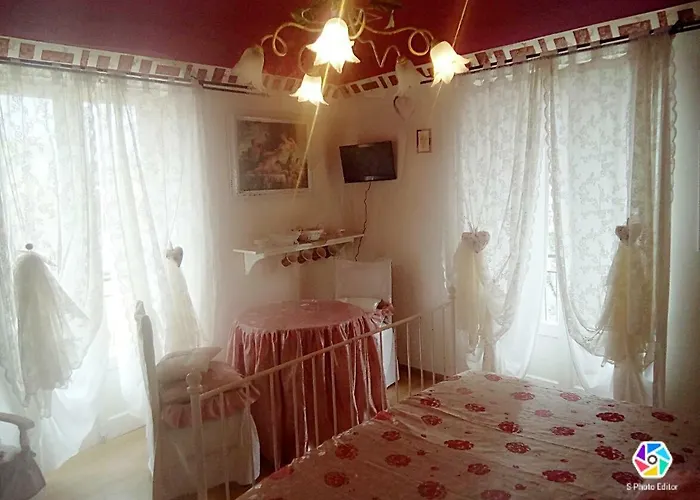 Lunartista 4* Варацце
